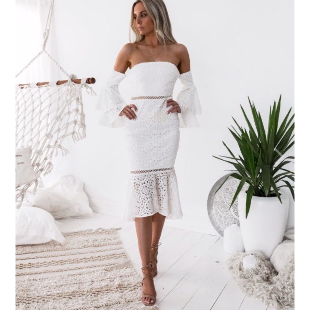 TWO SISTERS THE LABEL WHITE CROCHET DRESS
